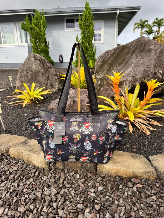 Ed Hardy Handbags - Ed Hardy NWT Thermal Lunch Tote Skull Tattoo Print